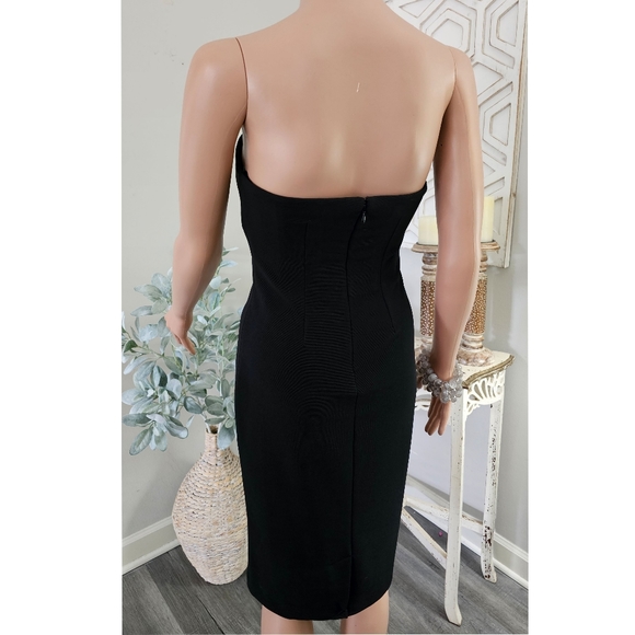NWT Banana Republic Black Strapless Knee Length Bodycon Petite Dress - Picture 2 of 9